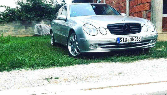 Auto Larje Caffe Enis Sie - Тетово