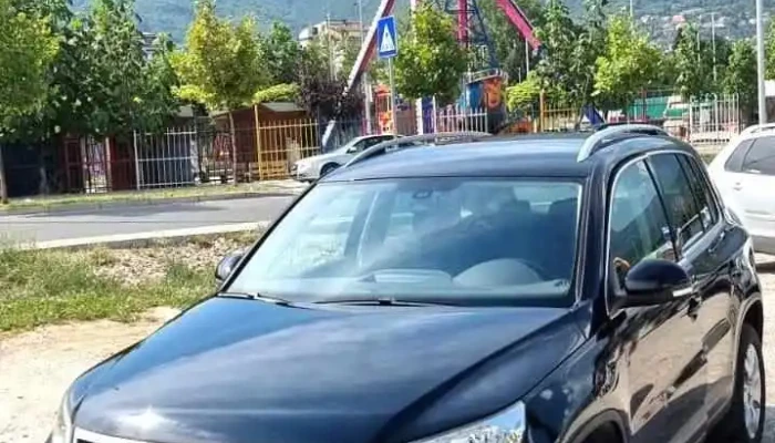 Auto Llaker Lila - Tetovo 1220