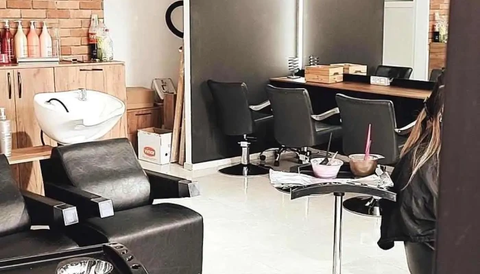 Frizerski salon Aleksandra Image - Гостивар 1230