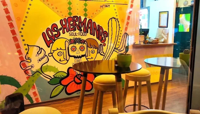 Los Hermanos Soul Food - Боро Џони