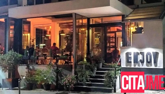 Pizza -  Restaurant Enjoy Sie - Гевгелија