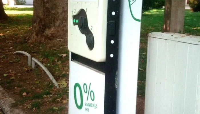 Stanitsa Za Polnenje Na Elektrichno Vozilo Sie - Штип